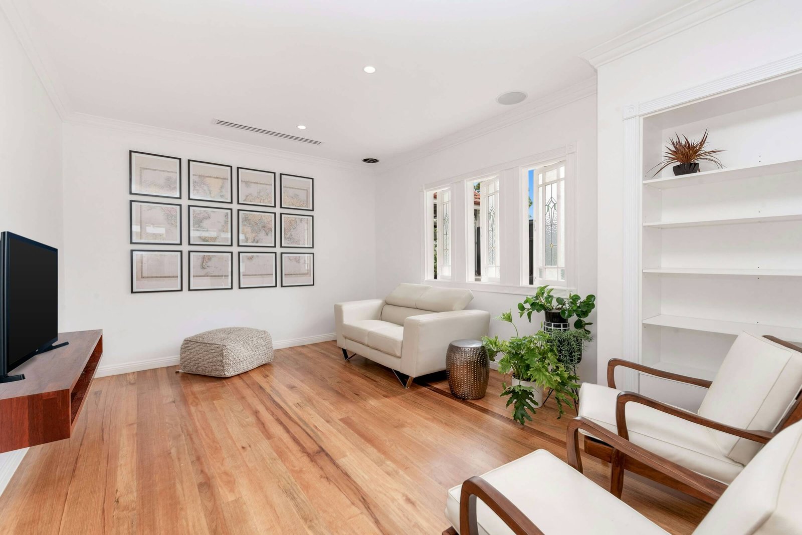 Crown Molding Detail